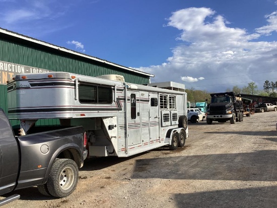 1996 20' ALUMINUM SUNDOWNER HORSE TRAILER