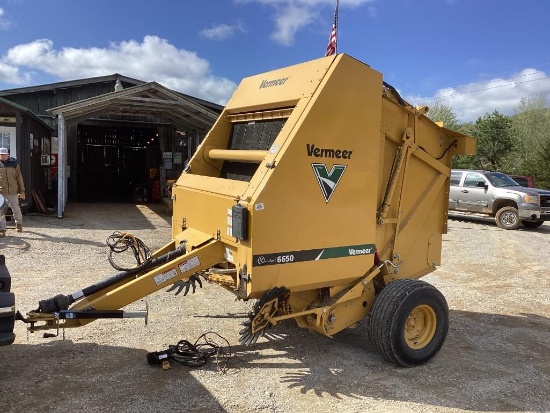 2022 VERMEER 6650 HAY ROLLER