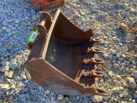BACKHOE BUCKET