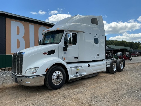 2019 Peterbilt 579 Truck, VIN # 1XPBDP9X8KD622717