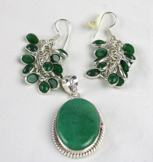 Oval Jade Pendant & Earrings