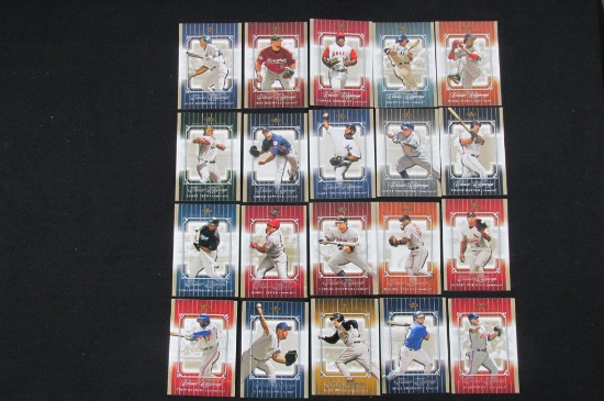 Approx. 100 Fleer Baseball Cards