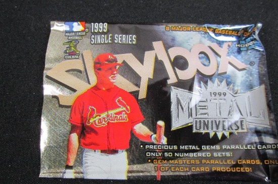 Approx. 100 Baseball Cards Majority Topps, Fleer, & Skybox