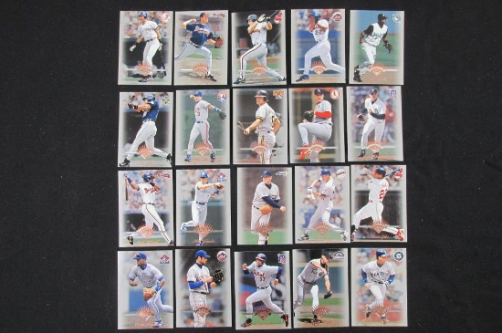 Approx. 100 Baseball Cards   Majority Don Russ