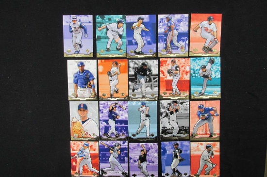 Approx. 25 Baseball Cards Majority 2003 Upper Deck