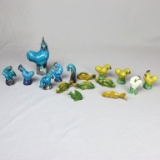 (10) Blue, Yellow, & White Hens & (6) Green & Yellow Fish - Zone: D