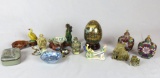 (16) Pieces of Oriental Collectibles - Zone: D