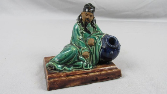 Asian Man With Vase Mudmen Figurine - BR2