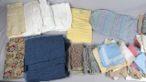 Miscellaneous Cloth Napkins, Place Mats & Tablecloths - JJ