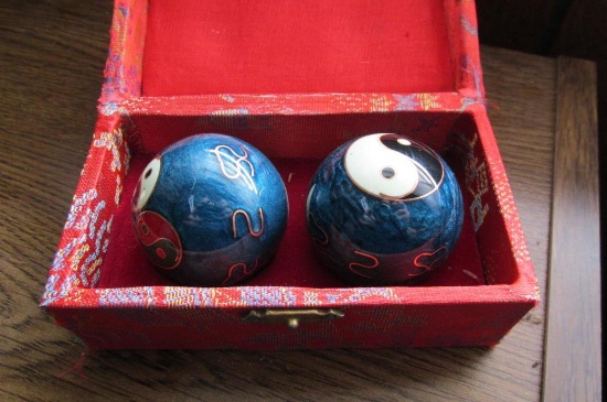 Set Of Meditating Balls