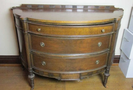 Antique 3-Drawer Dresser - BR4