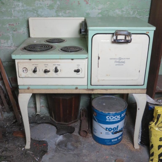 Antique General Electric Hotpoint Automatic Stove - R1