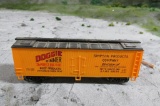 HO Scale Kadee Doggie Dinner Boxcar
