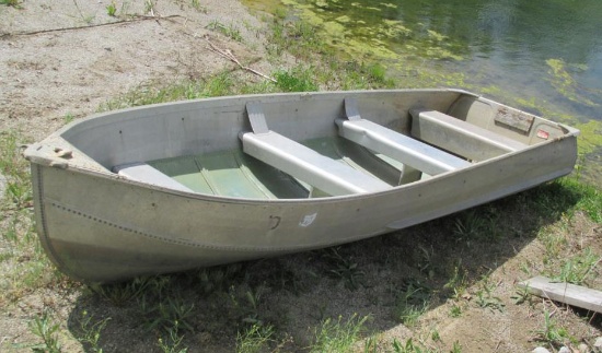 13' - 7" Aluminum Boat - O