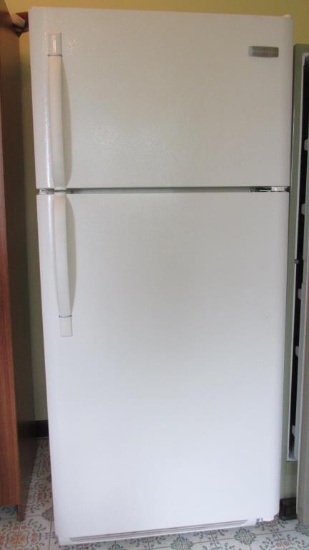 Frigidaire Refrigerator  - M
