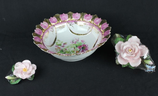 Floral Bowl and Decorative Roses  - W