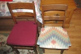 (2) Wood Chairs With Totes & Pillows