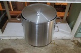 Stock Pot   With Lid  - U