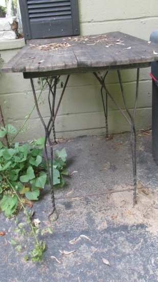 (2) Benches, Matching Table & (2) Garden Kits - Y