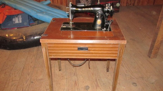 Singer Sewing Machine In Wood Cabinet - B