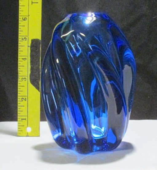 1979 Signed Labino Glass Art Vase - K