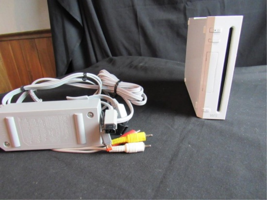 Wii Console & Accessories