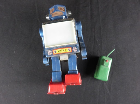 Antique Pressed Steel Toy Robot