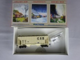 Walthers Trains HO Scale Covered Hopper