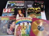 (11) Beatles Magazines & Memorabilia