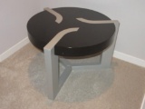Modern-Style Wood Table - Mb