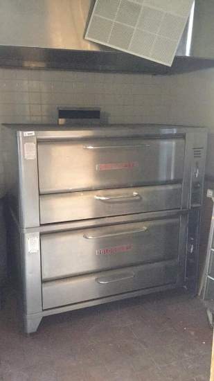 C2 - E - 2 Door Blodgett Pizza Oven
