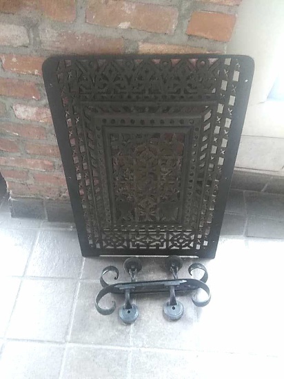 D - Black Cast Grate & Handrails