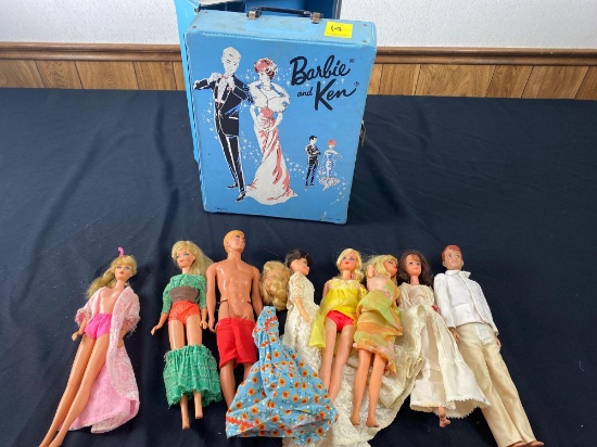 Barbie and Ken Doll Case with Barbies