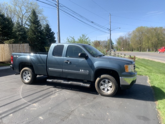 2013 GMC Sierra Pickup