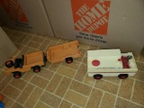KR- Fisher Price Army Vehicle and Ambulance