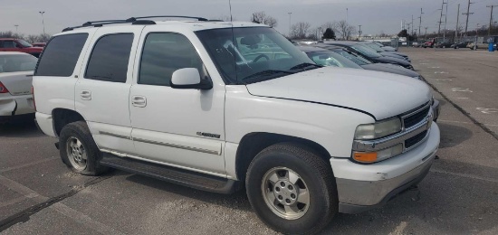 2003 White Chevrolet Tahoe