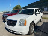 2007 White GMC Yukon