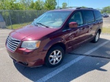 2008 Red Chrysler Town and Country