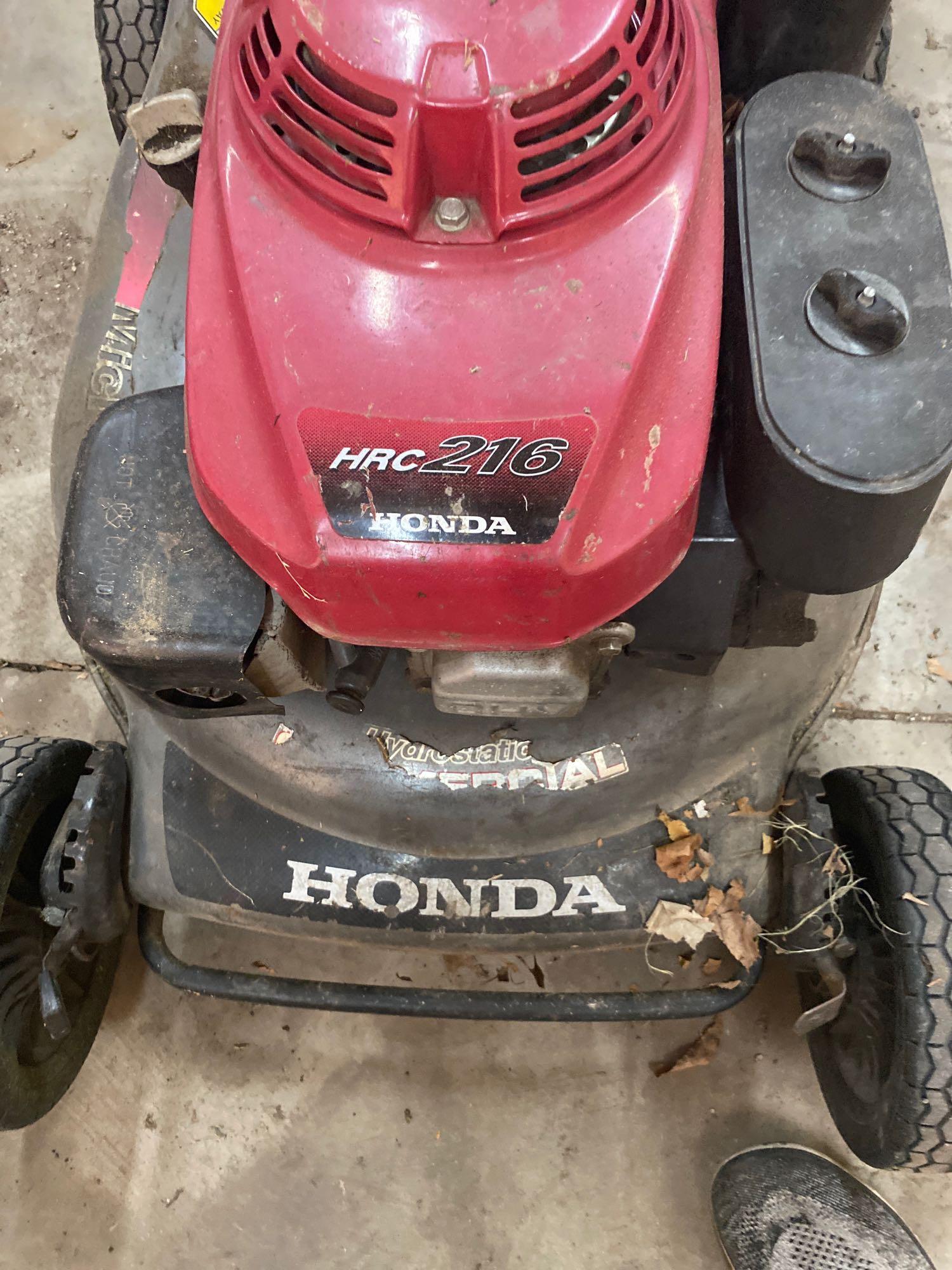 W Honda HRC 216 Lawn Mower Proxibid