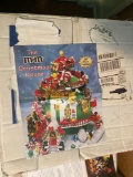 B2- M&M's Christmas House