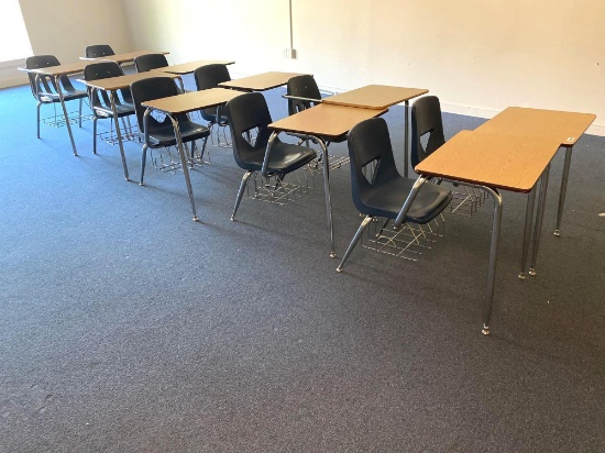 F- (10) Student Chairs