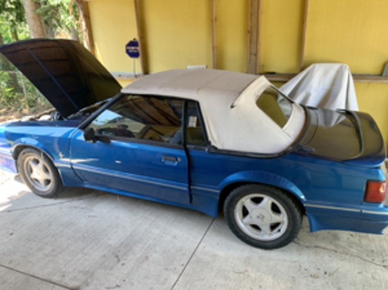 1989 Ford Mustang LX Convertible Online Auction!