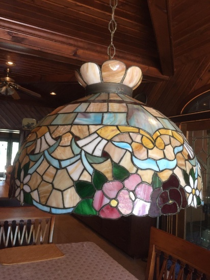 Beautiful Stained Glass Lamp