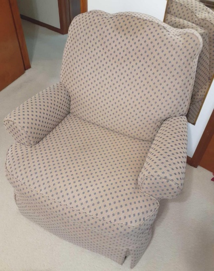 MB- Recliner Chair