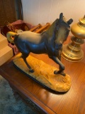 LR-Horse Statue