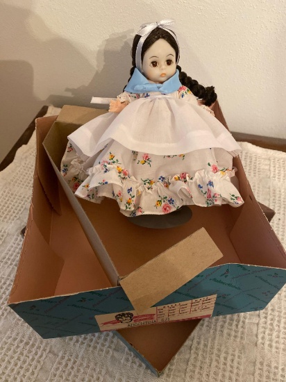 B3- Madame Alexander Doll Company