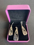 Vivir World Native American Collection Silver Earrings and Silver Pendant