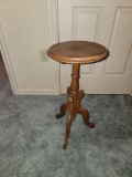 BR3- Wood Round Plant Stand