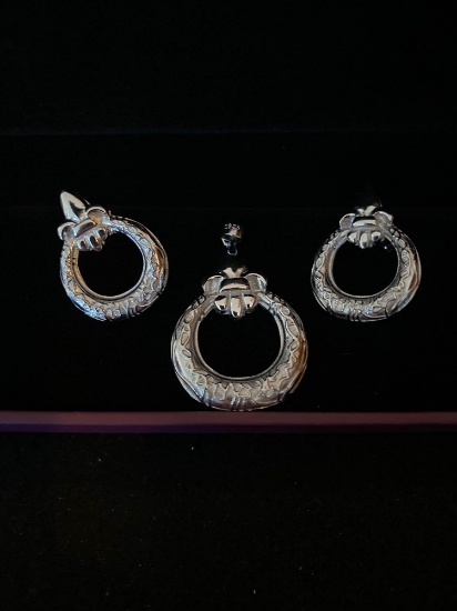 Vivir World "Italian" Collection Silver Earrings and Silver Pendant