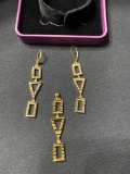 Vivir World Egyptian Collection Gold Earrings and Gold Pendant